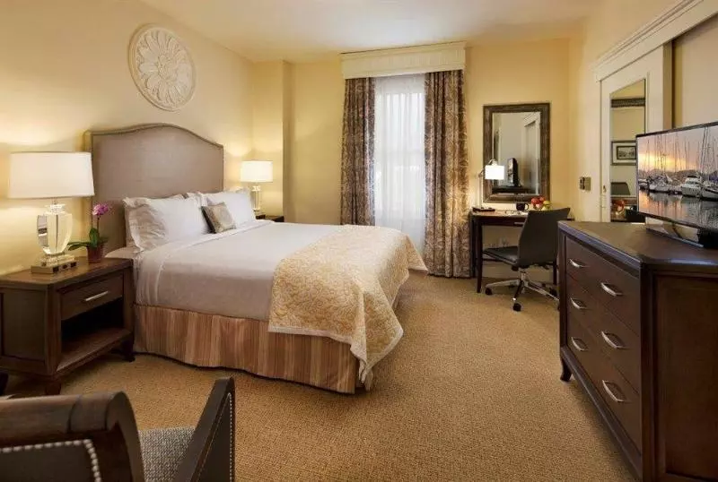 Отель Santa Barbara