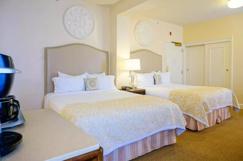 Отель Santa Barbara