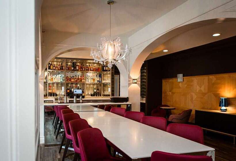 The Sire Hotel Lexington, Tapestry Collection By Hilton