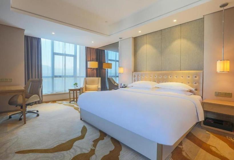 فندق Excellence International