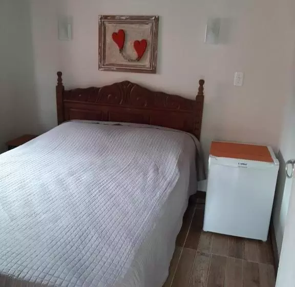 Albergue Pousada Lírio Do Campo