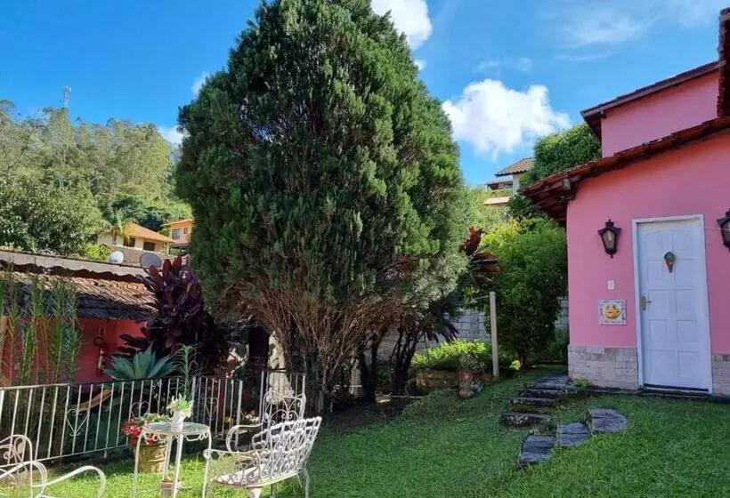 Albergue Pousada Lírio Do Campo