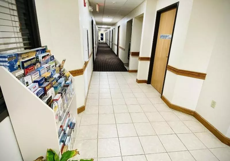 ホテル Herington Inn And Suites