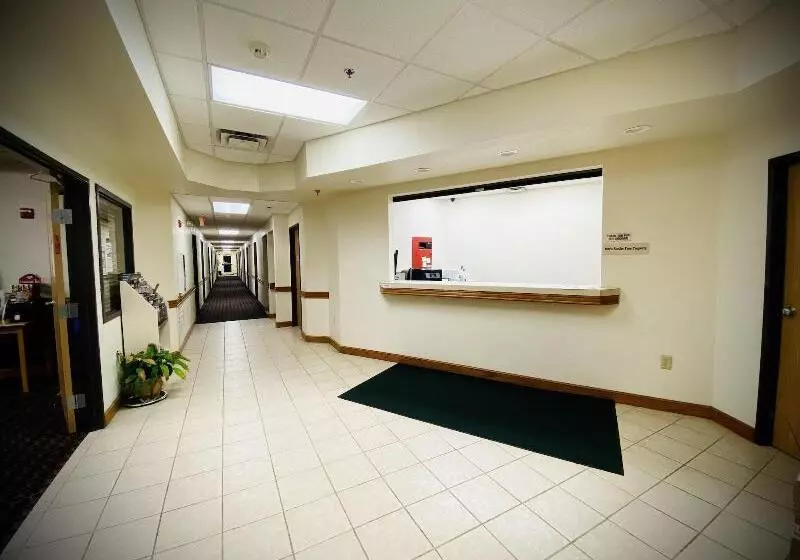 ホテル Herington Inn And Suites