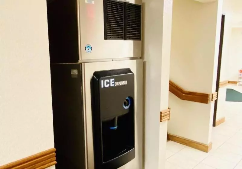 ホテル Herington Inn And Suites