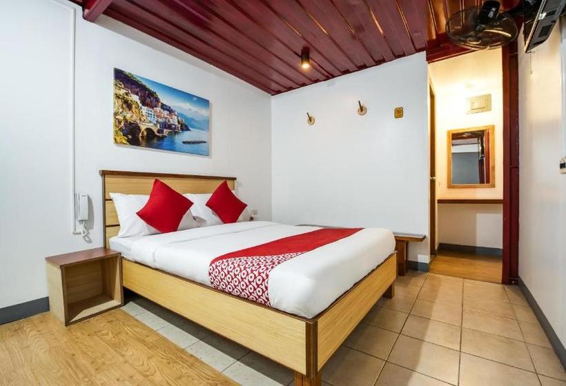 فندق Oyo 462 Crave Park