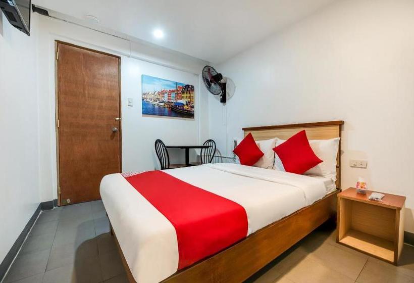 فندق Oyo 462 Crave Park