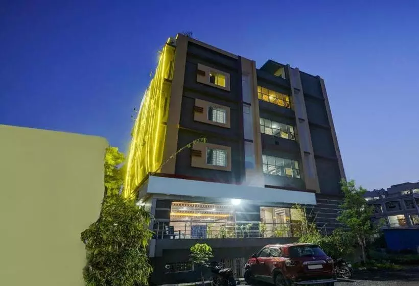 Itsy Hotels Galaxy Park