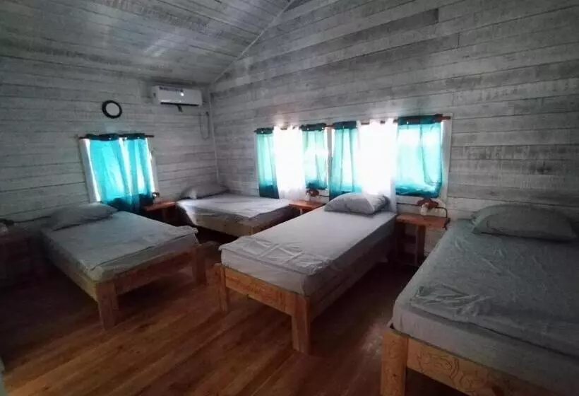 هتل Tierra Verde Bed And Breakfast