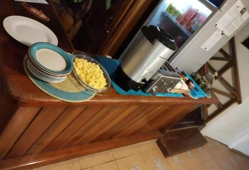 هتل Tierra Verde Bed And Breakfast