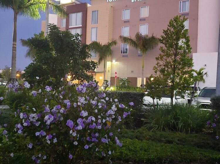 فندق Towneplace Suites Miami Kendall West