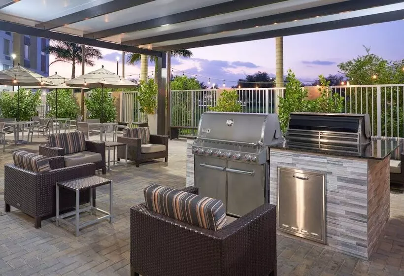Hotelli Towneplace Suites Miami Kendall West