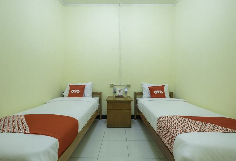 בית מלון כפרי Oyo 1750 Lourdes