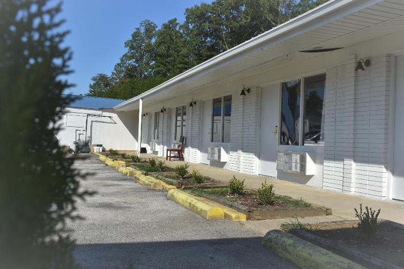 汽车旅馆 Royal Inn