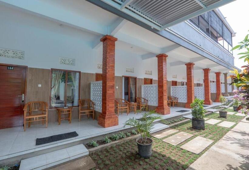 بنسيون Reddoorz Plus @ Singaraja