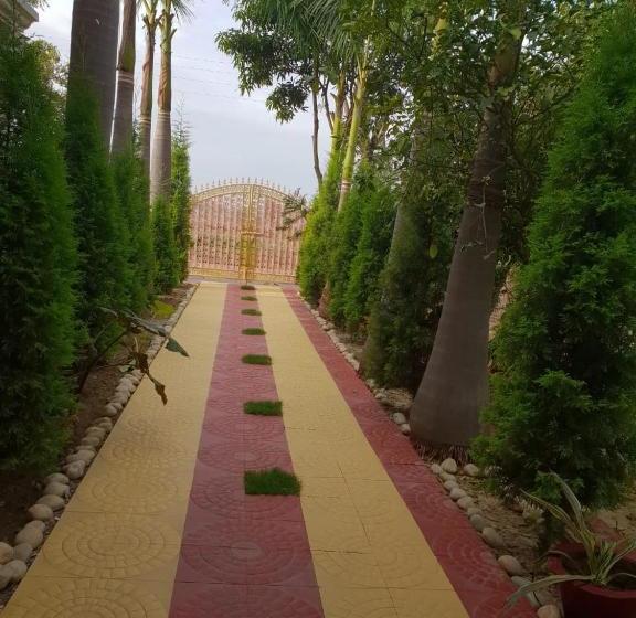 استراحتگاه Mann The Palm Retreat