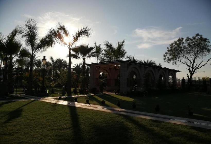 استراحتگاه Mann The Palm Retreat