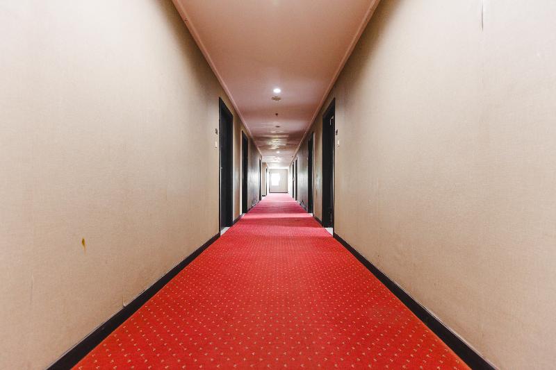 בית מלון כפרי Capital O 2009  Charisma Marine