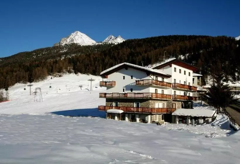 Hotelli Chalet Des Alpes