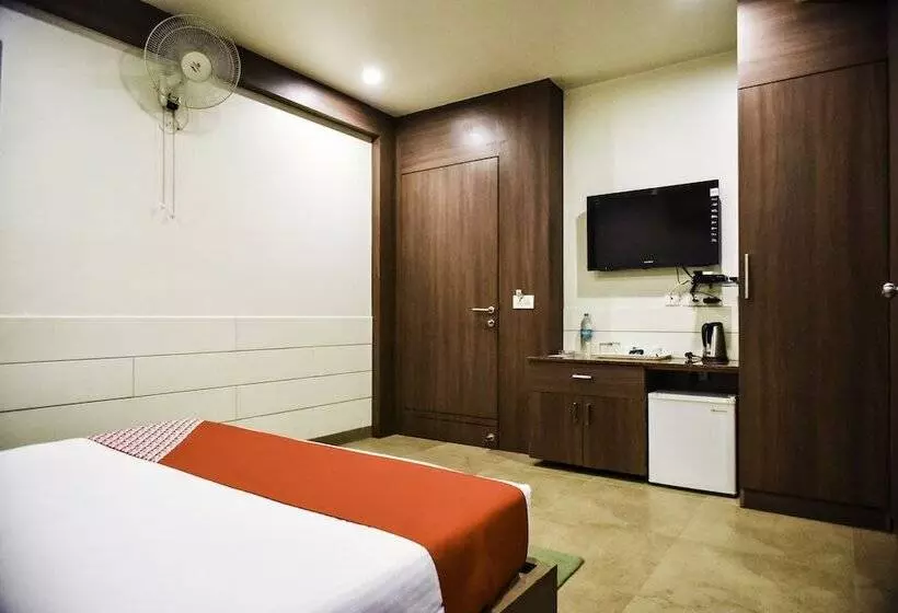 Hotelli City Square By Oyo Rooms