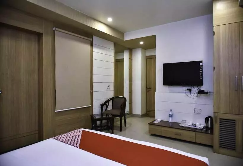 Hotelli City Square By Oyo Rooms