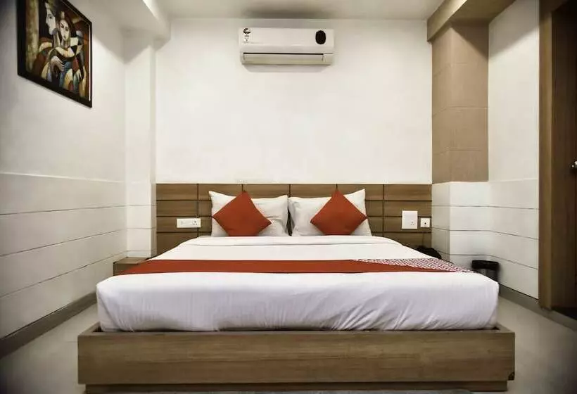 Hotelli City Square By Oyo Rooms