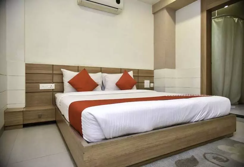Hotelli City Square By Oyo Rooms