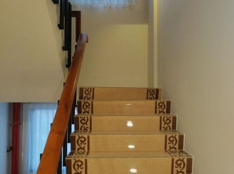 هتل Dragon Phoenix