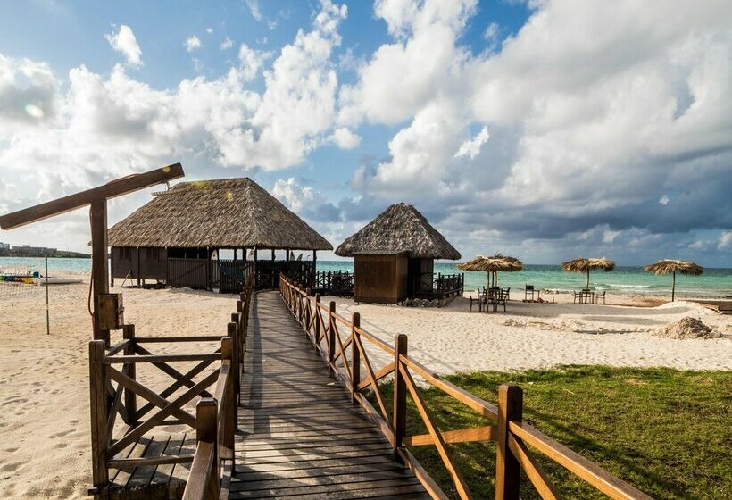 هتل Gran Muthu Imperial