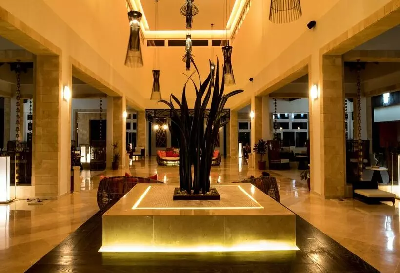 Hotelli Gran Muthu Imperial