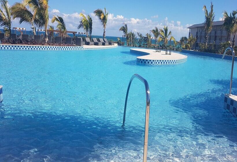 هتل Gran Muthu Imperial