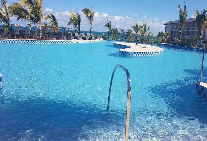 Hotelli Gran Muthu Imperial