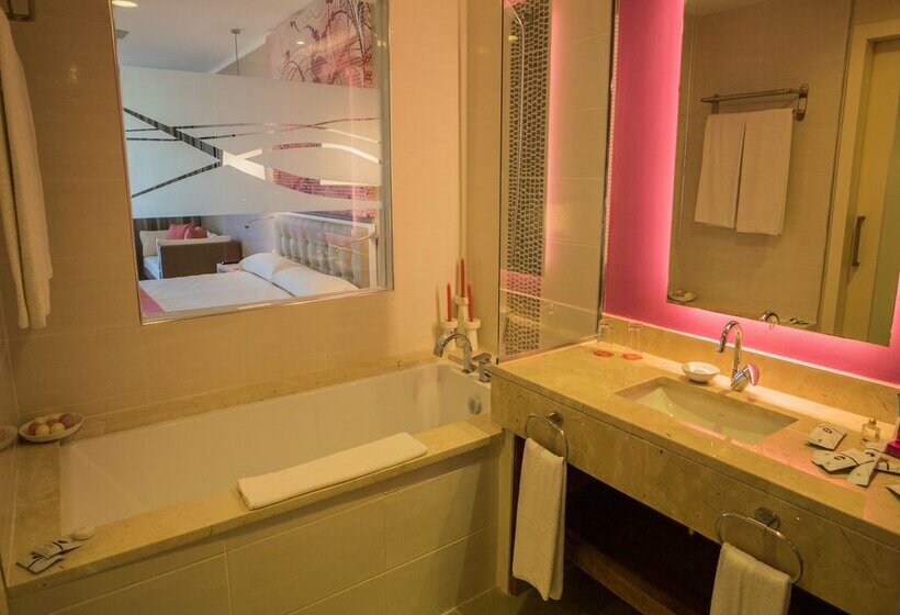 هتل Gran Muthu Imperial