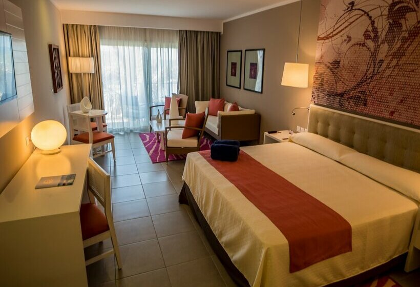 هتل Gran Muthu Imperial