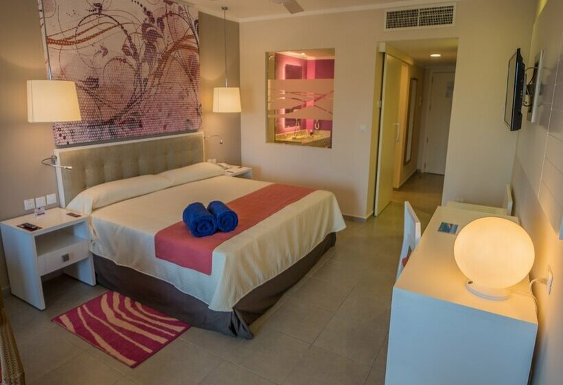 هتل Gran Muthu Imperial