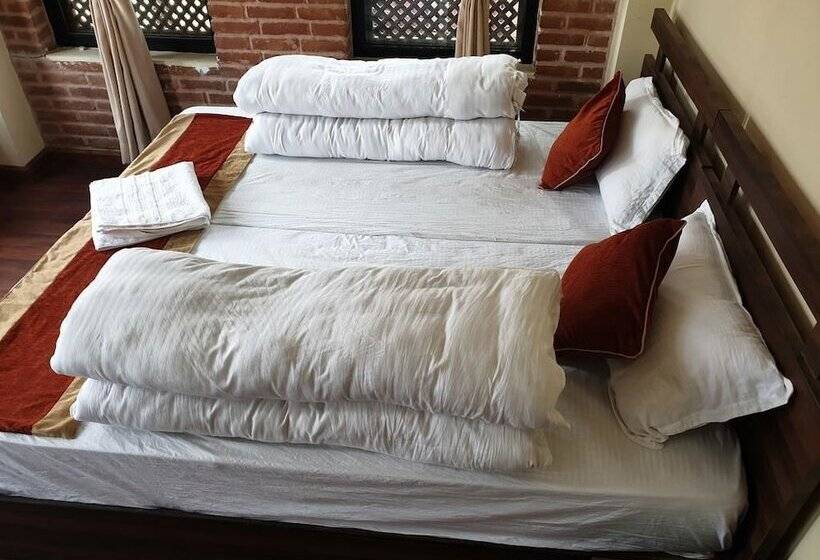 هتل Layaku Durbar