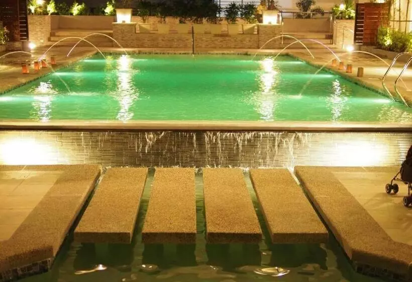 Hotelli Mansion Garden