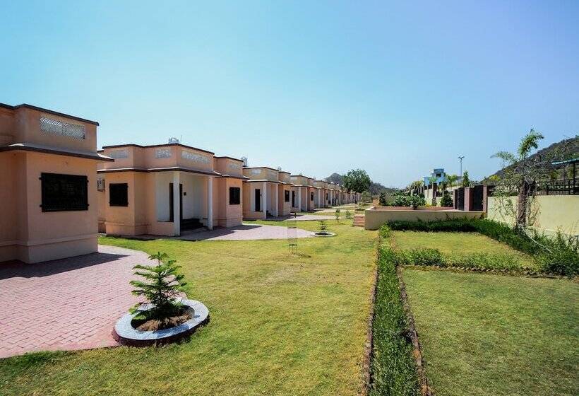 Hotel Nakoda Green Valley Resort By Shrigo S