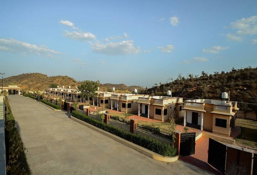 Hotel Nakoda Green Valley Resort By Shrigo S