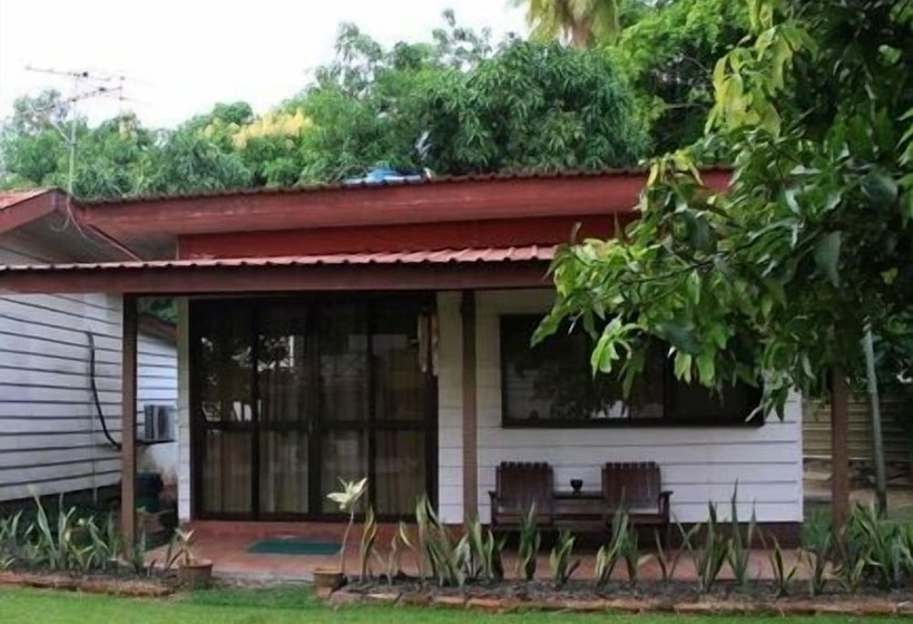 Otel Seaside Travellers Inn