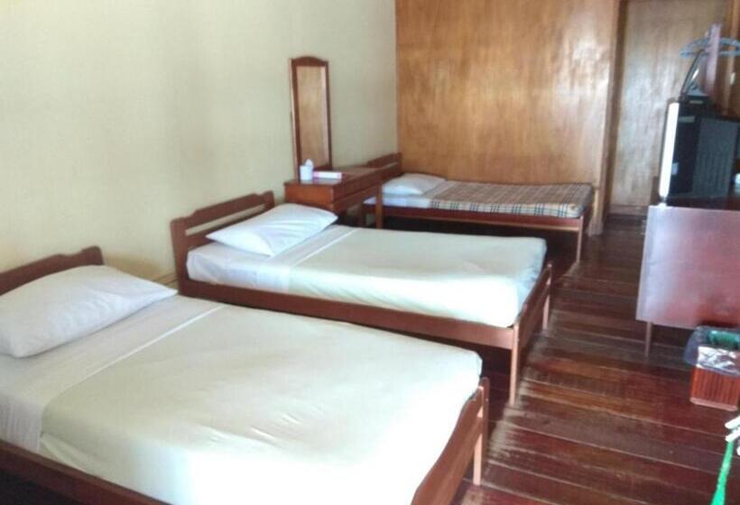 Otel Seaside Travellers Inn