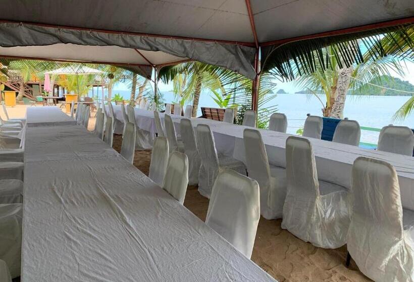 Otel Seaside Travellers Inn