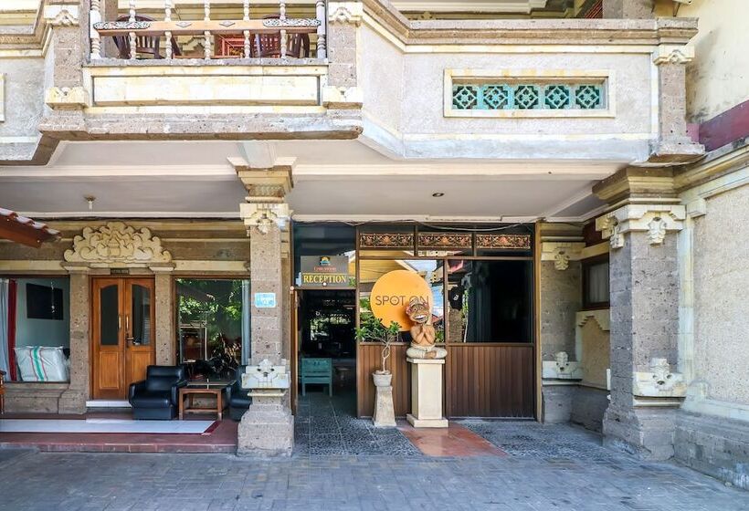 Hotel Spot On 1927 Candra Adigraha
