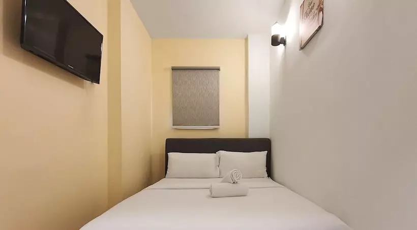 هتل Summer House Bed And Cafe