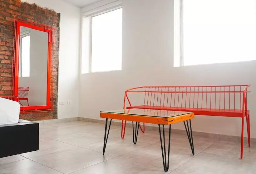 هتل Millenium Victoria Plaza