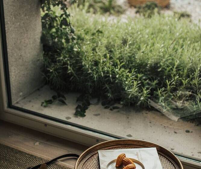 هتل Bernadet Alaçatı