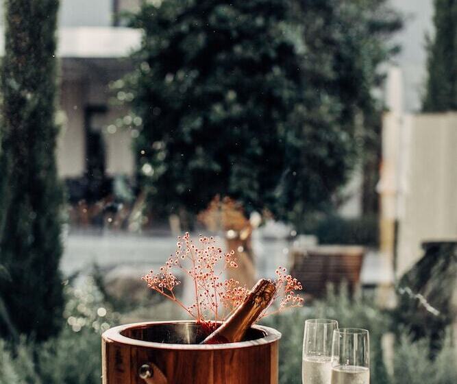 هتل Bernadet Alaçatı