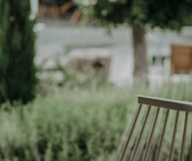 هتل Bernadet Alaçatı