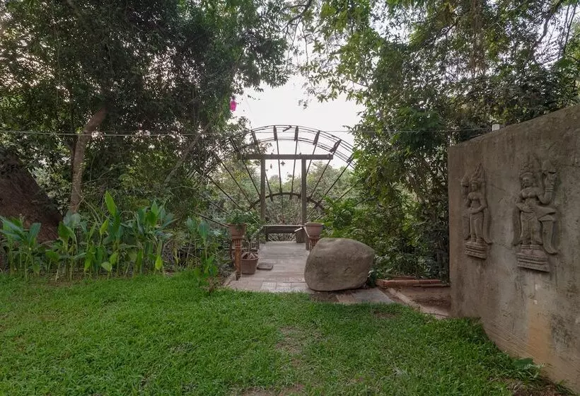 ホテル Damnak Tormeas Homestay