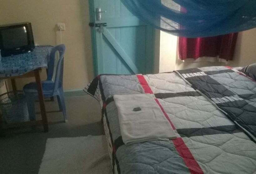 هتل Lumo Blues Guest House